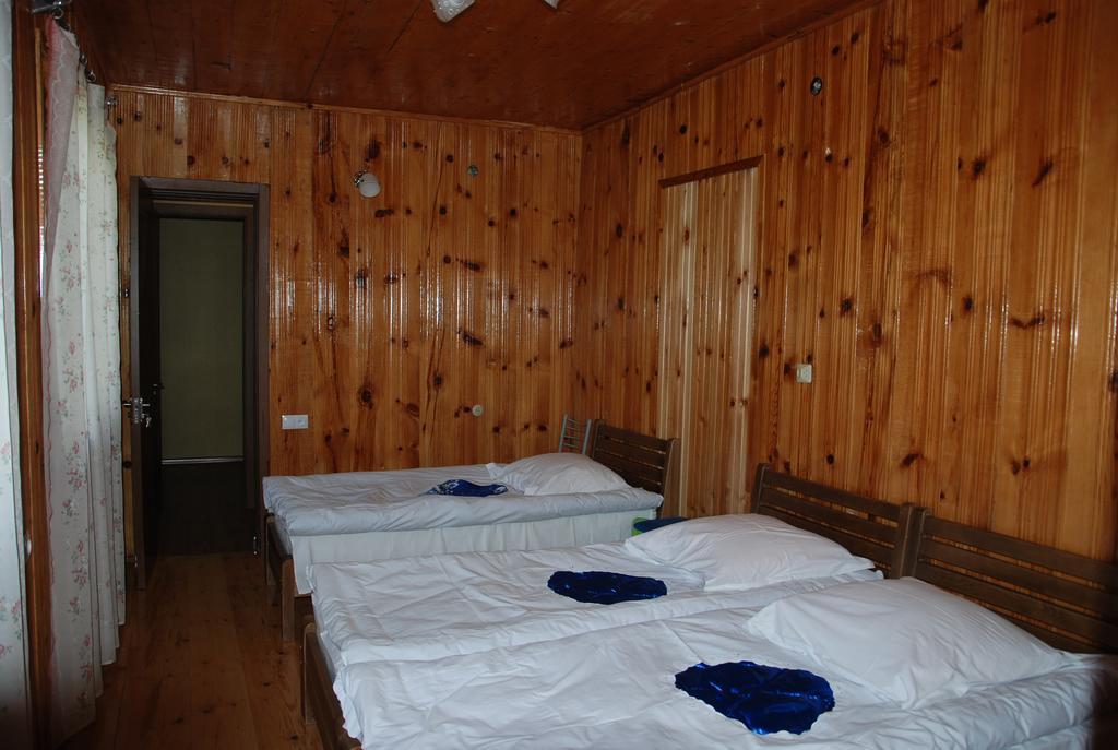 Keti Pilpani Guesthouse Μέστια Εξωτερικό φωτογραφία