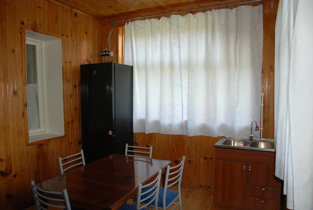 Keti Pilpani Guesthouse Μέστια Εξωτερικό φωτογραφία